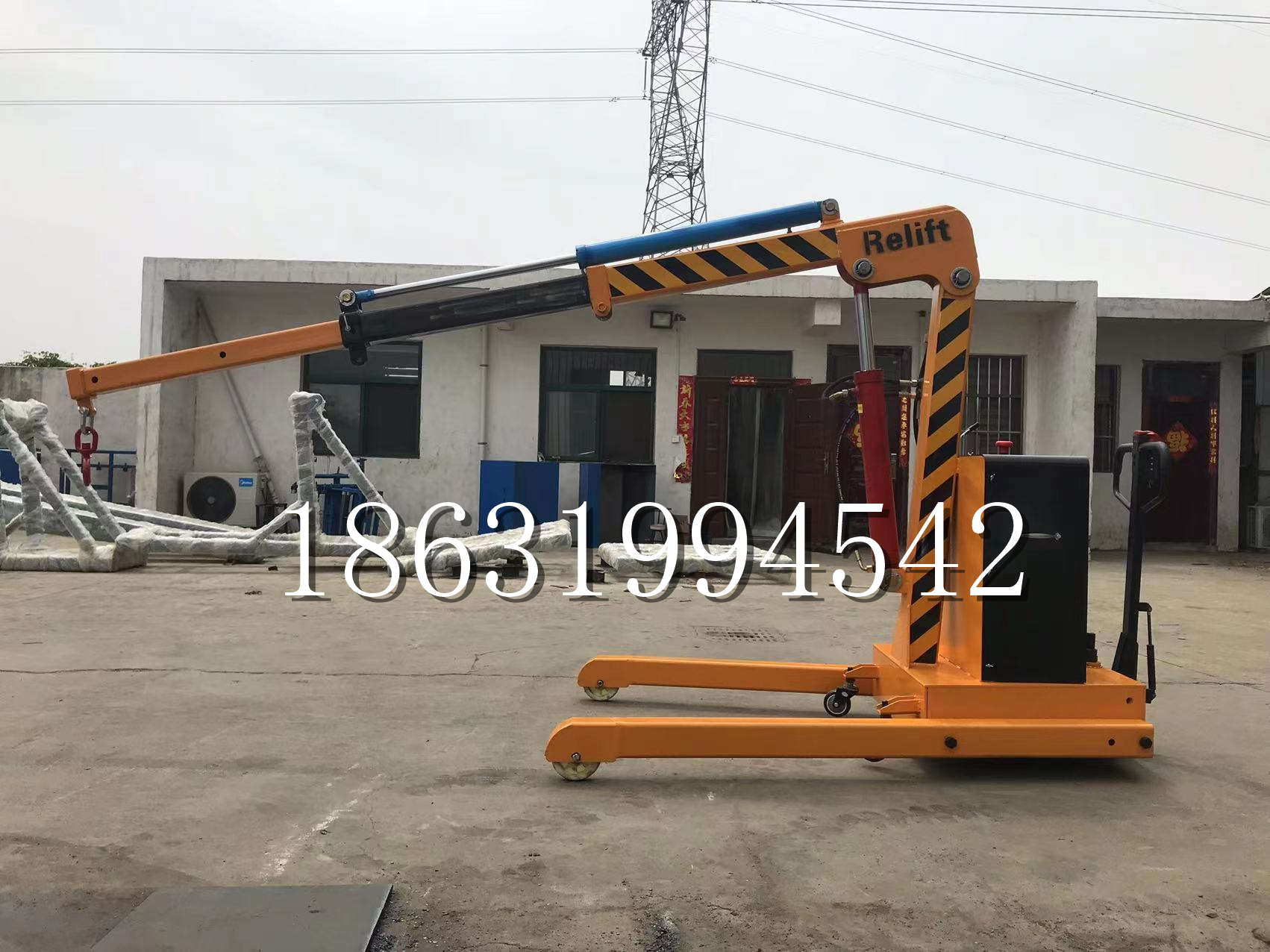 石家庄市久征定做3吨三轮随车吊 农用园林绿化移树吊 平板工程用小吊机